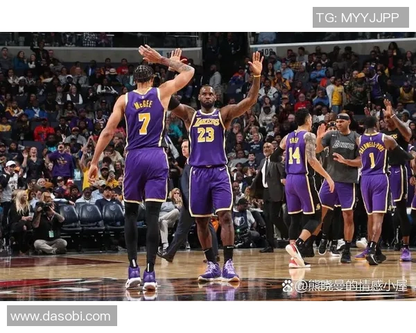 1月22日湖人与勇士的对决分析及比赛预测展望